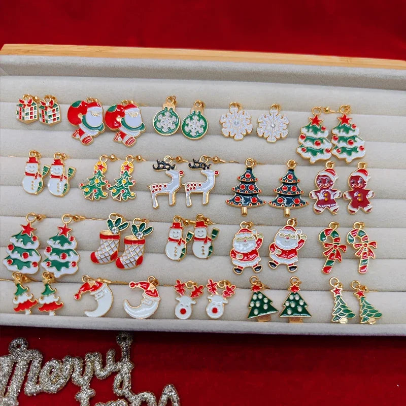Premium Christmas 40PCS Classic Cartoon Christmas Element Earrings, Christmas Celebration Earrings, Party and Gathering Clothing Accessories