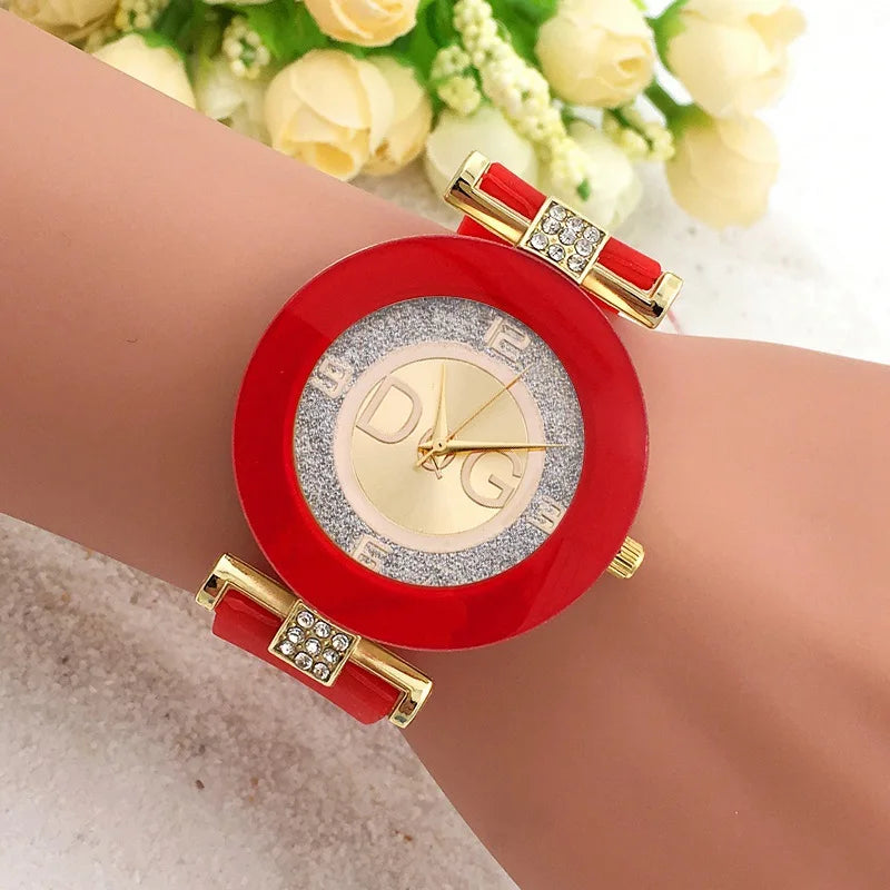 DQG Premium Watch White Silicone Waterproof Quartz Watch Fashion Forward & Sleek, Luxury Glow!, Ladies Watch with Diamond Accents, White Silicone Diamond Watch Trendy, Premium