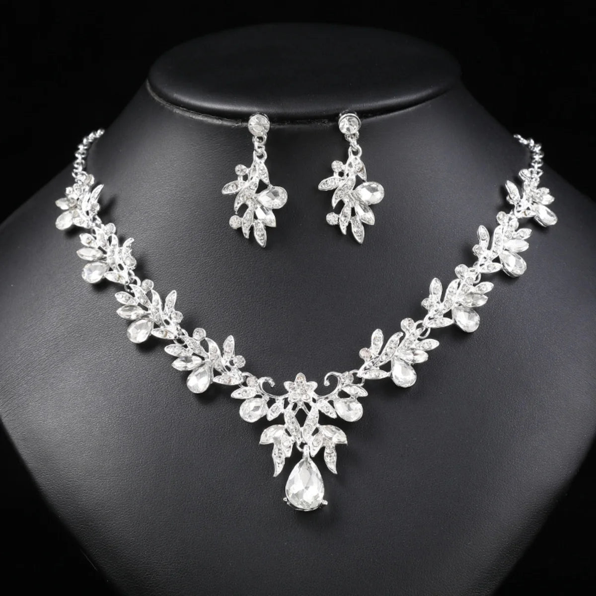 Premium Light Luxury Jewelry Gorgeous Leaf Water Drop Earrings & Necklace Set, Light Luxury  Perfect for Parties, Weddings, High Class 2026 Glam! Sparkling Leaf Water Drop Jewelry Set for Elegant Fashion Lovers