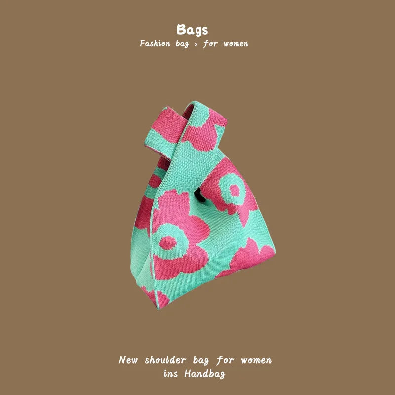 Women Handmade Knitted Small Handbag, Casual Wrist Bag, Student Reusable Shopper Mini Tote Bag, Suitable for Daily Use Outdoor