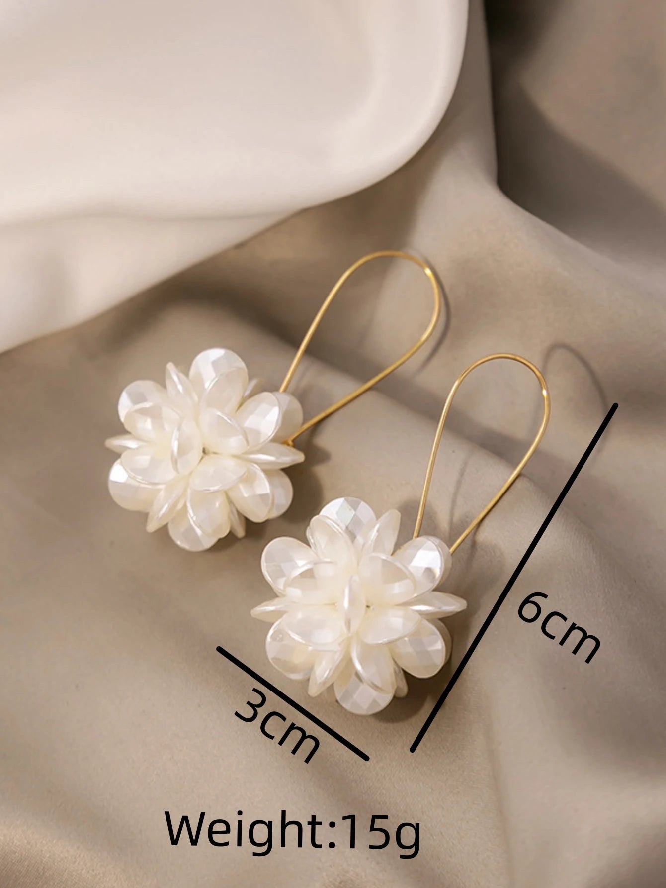 Luxury High Class 2026 Edition 2PC gold super fairy petal tassel imitation shell earrings, fashionable temperament, light luxury, niche design, ear accessories, Fairy Tassel Earrings for Fashion Lovers & Influencers