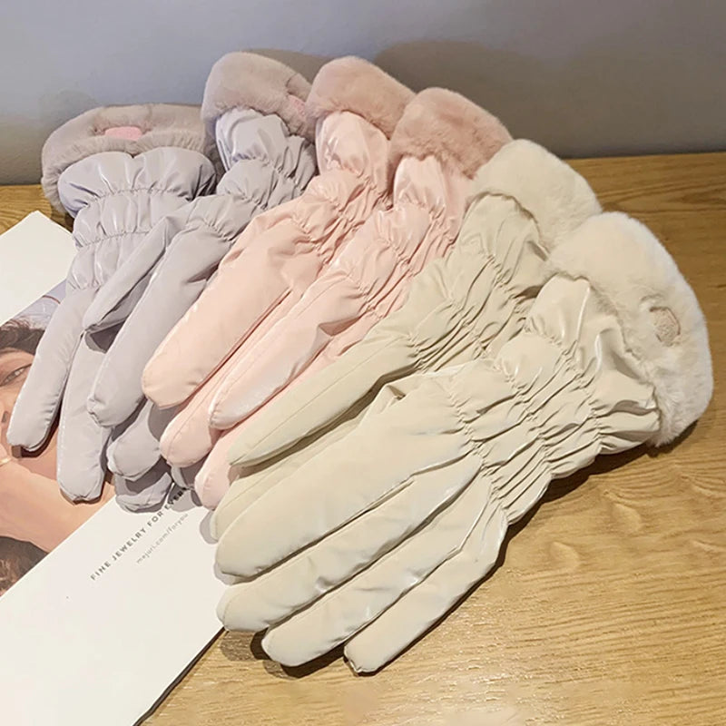 Conquer the Cold in Style! Premium Thickened Cycling & Outdoor Gloves Sleek, Warm & Breathable, Women’s Padded Gloves Warm, Windproof & Perfect for Skiing or Everyday Chic