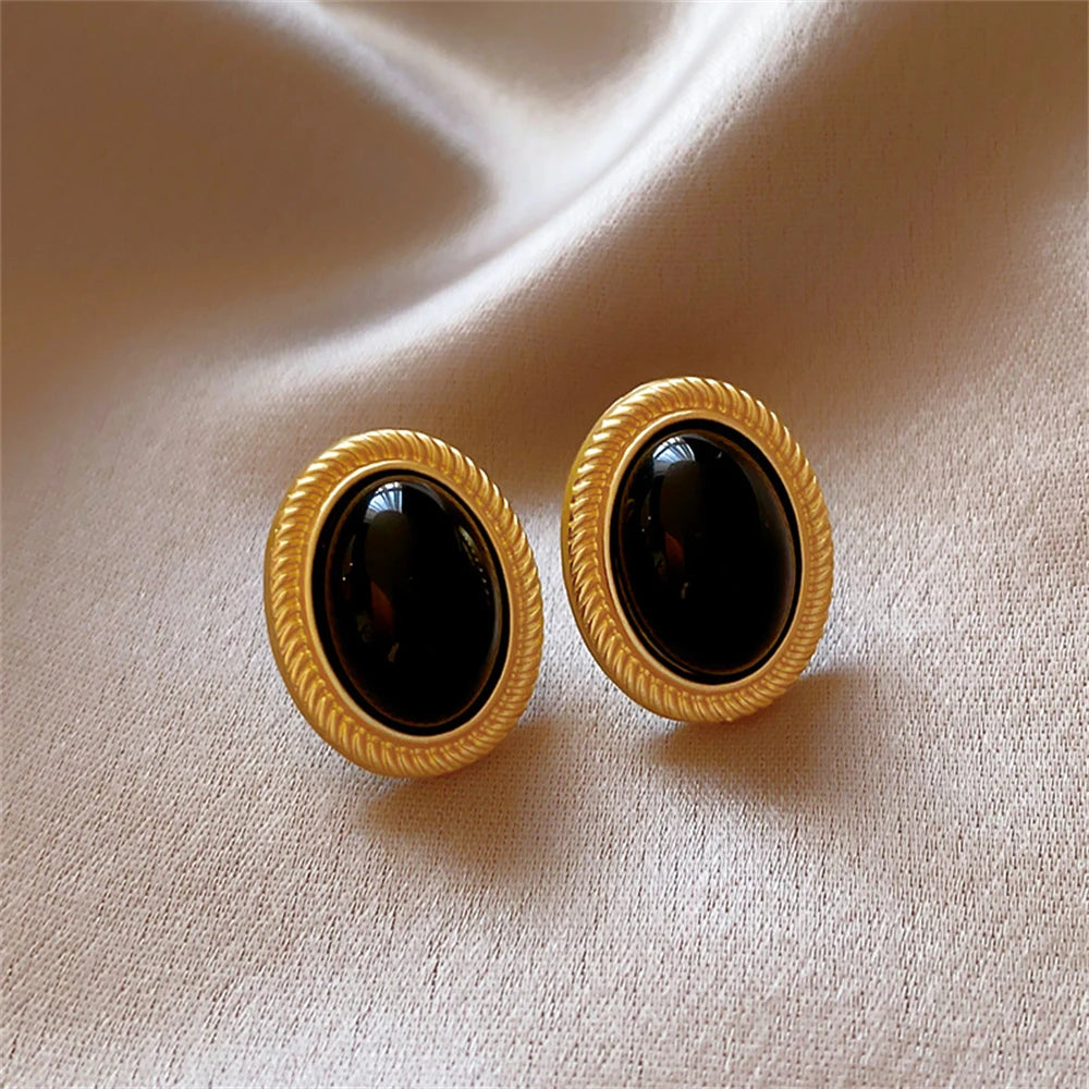 Quality Premium 2026 Luxury Edition 2024 New Retro Gold Color Metal Line Black Oval Shaped Stud Earrings for Women Advanced Design Elegant Young Girls Party Jewelry