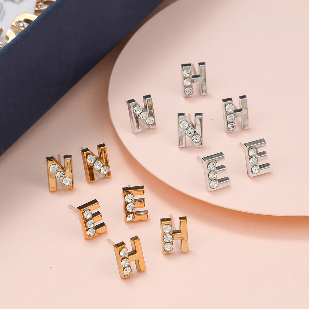 Luxury & Variety in One Set 2026 Premium Sparkle! 100 Pairs Women’s Women’s Stud Earring Collection Premium Quality, Lightweight Stud Earrings Hearts, Stars & Crowns for Trendy Fashionistas