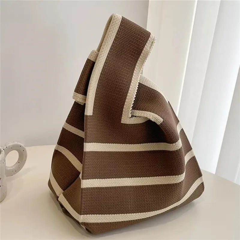 Women Handmade Knitted Small Handbag, Casual Wrist Bag, Student Reusable Shopper Mini Tote Bag, Suitable for Daily Use Outdoor