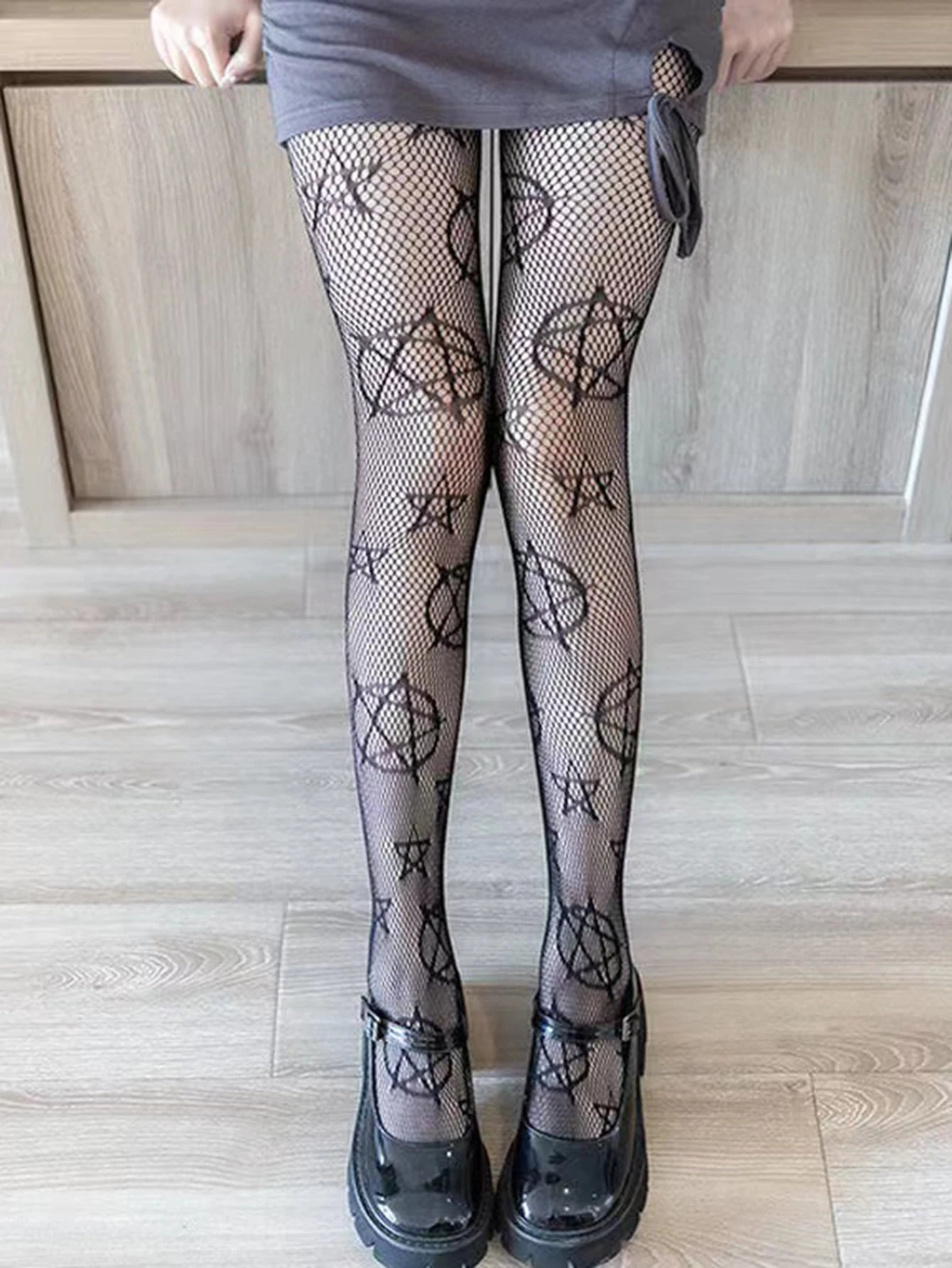 High Fashion Premium High Quality 1 pair of autumn thin pentagram fishing net socks, sweet cool lolly jk leggings, black anti hook stockings
