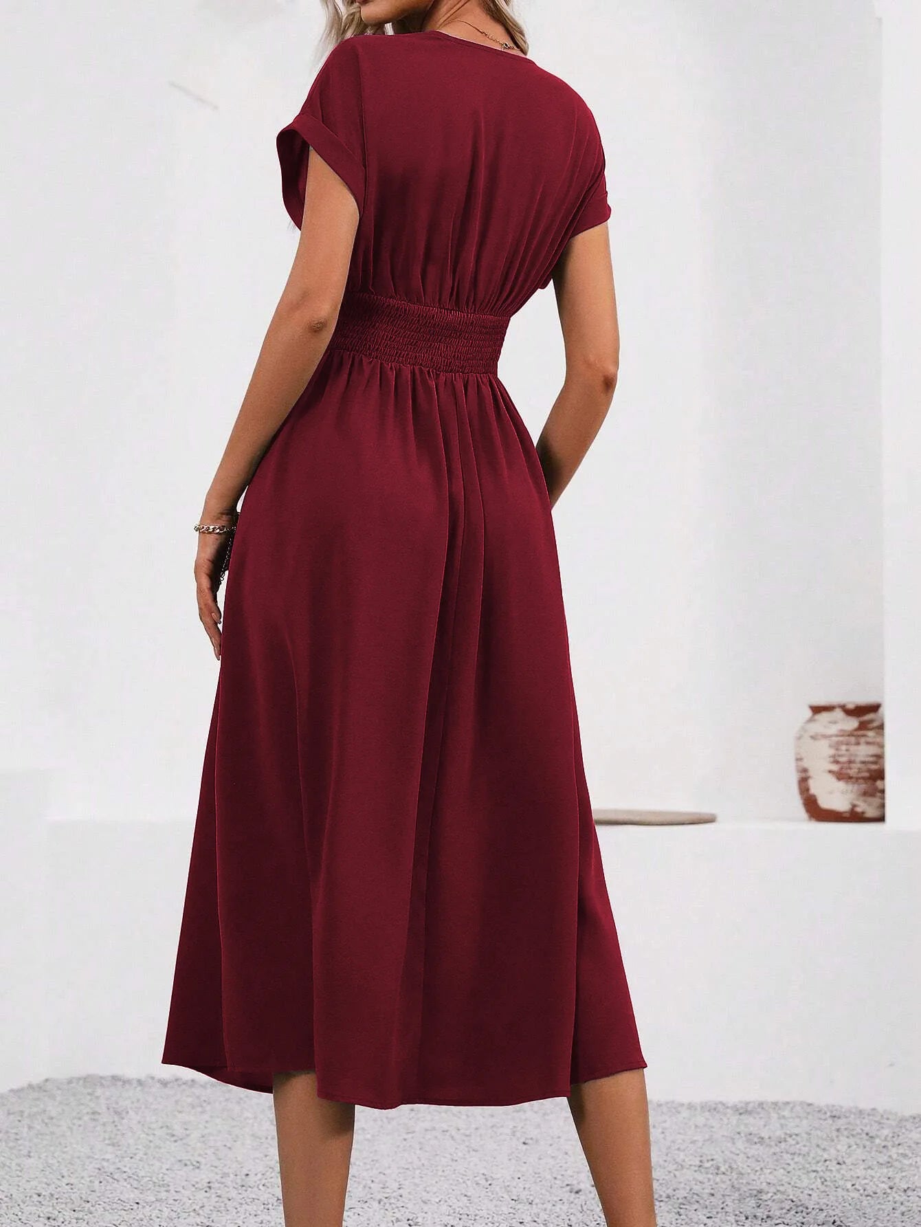 Soleia 2026 Luxe Glow: Sexy Backless Ombre Dress with Premium Knit & Wooden Bead Detailing