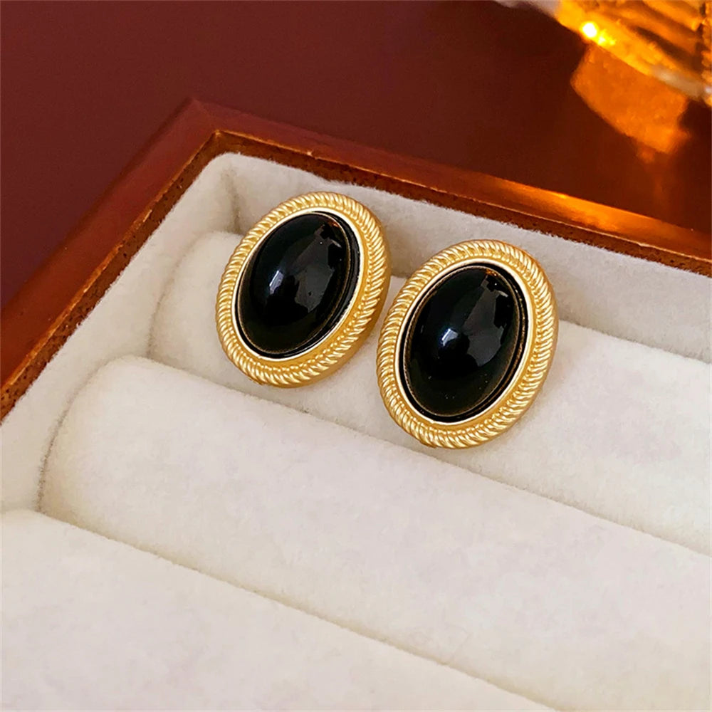 Quality Premium 2026 Luxury Edition 2024 New Retro Gold Color Metal Line Black Oval Shaped Stud Earrings for Women Advanced Design Elegant Young Girls Party Jewelry