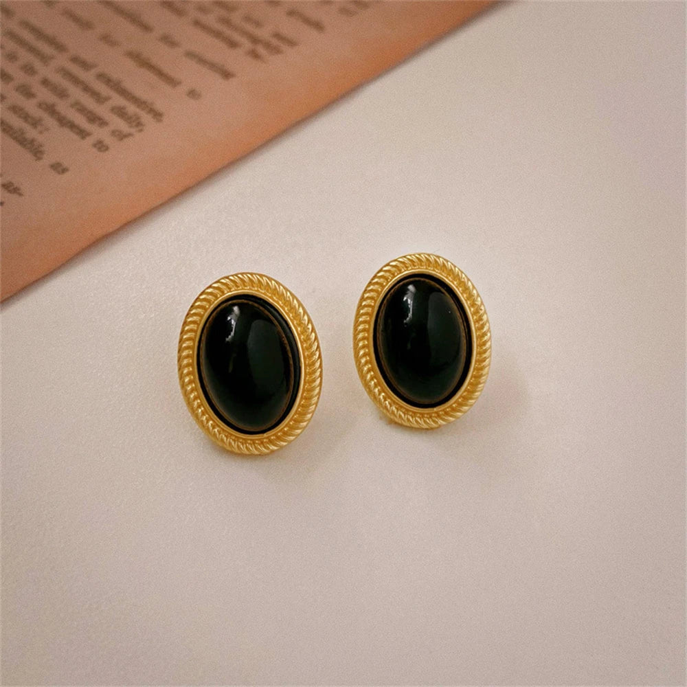 Quality Premium 2026 Luxury Edition 2024 New Retro Gold Color Metal Line Black Oval Shaped Stud Earrings for Women Advanced Design Elegant Young Girls Party Jewelry