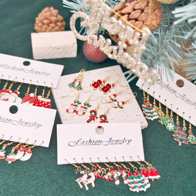 50PCS- Women's Fashion Cartoon Christmas Earrings Set, Christmas Pop Elements, Christmas Earrings, Surprise Gifts