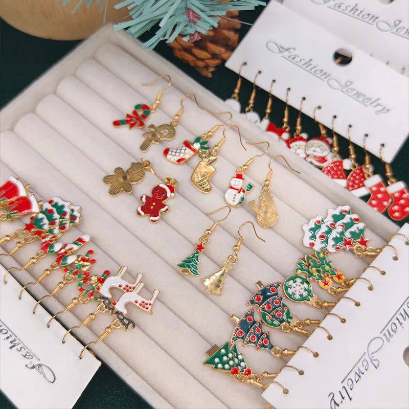 50PCS- Women's Fashion Cartoon Christmas Earrings Set, Christmas Pop Elements, Christmas Earrings, Surprise Gifts