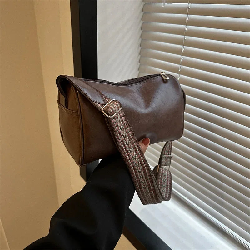 Vintage PU Leather Boston Bag Chic, Compact & Fashion , Premium Crossbody & Shoulder Bag Stylish, Travel