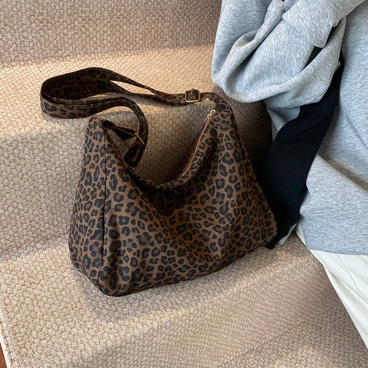Trendy 2026 Paris Casual Soft Textile Women's Shoulder Bag Large Capacity Leopard Print Female Retro Crossbody Bag For Commute Outings