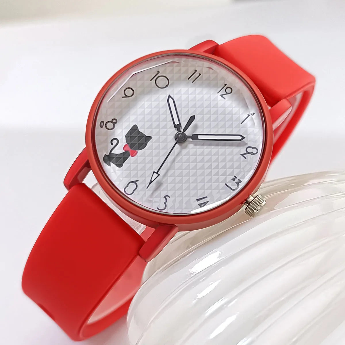 Luxury Casual Wristwatch for Stylish Women, High-Quality Ladies Quartz Watch Perfect Gift, Look Fashion Forward Every Day with Premium Silicone Strap Quartz Watch