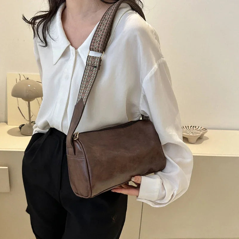 Vintage PU Leather Boston Bag Chic, Compact & Fashion , Premium Crossbody & Shoulder Bag Stylish, Travel