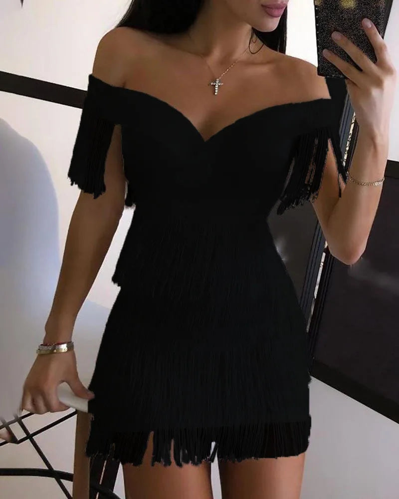 Sexy One Shoulder V-Neck Dress with Fringed Skirt Premium Glam for Every Night Out Sexy Slim-Fit One Shoulder Evening Dress with Fringed Skirt Trendy & Premium 2026 Style