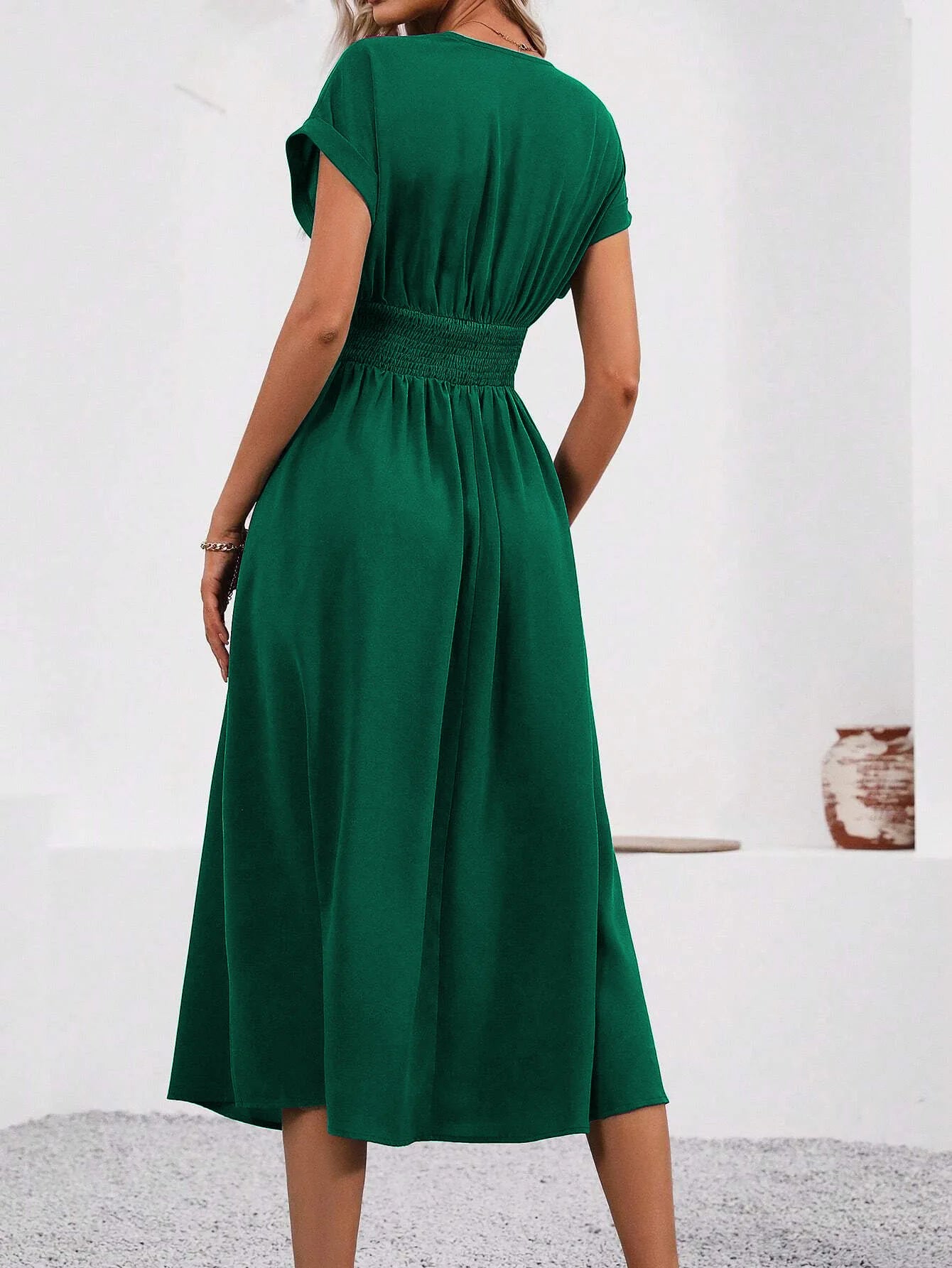 Soleia 2026 Luxe Glow: Sexy Backless Ombre Dress with Premium Knit & Wooden Bead Detailing