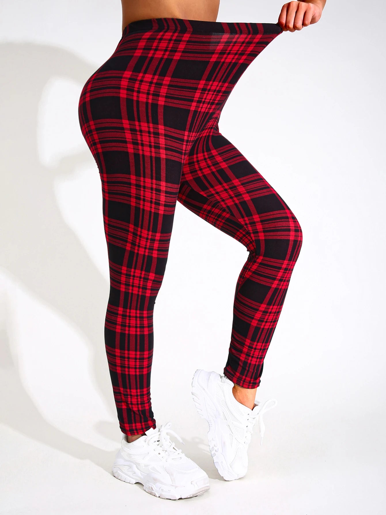 Casual Fashionable Brushed High Elasticity Sexy Tight Fitting Black And Red checkered Leggings Sports Slimming Yoga Pants