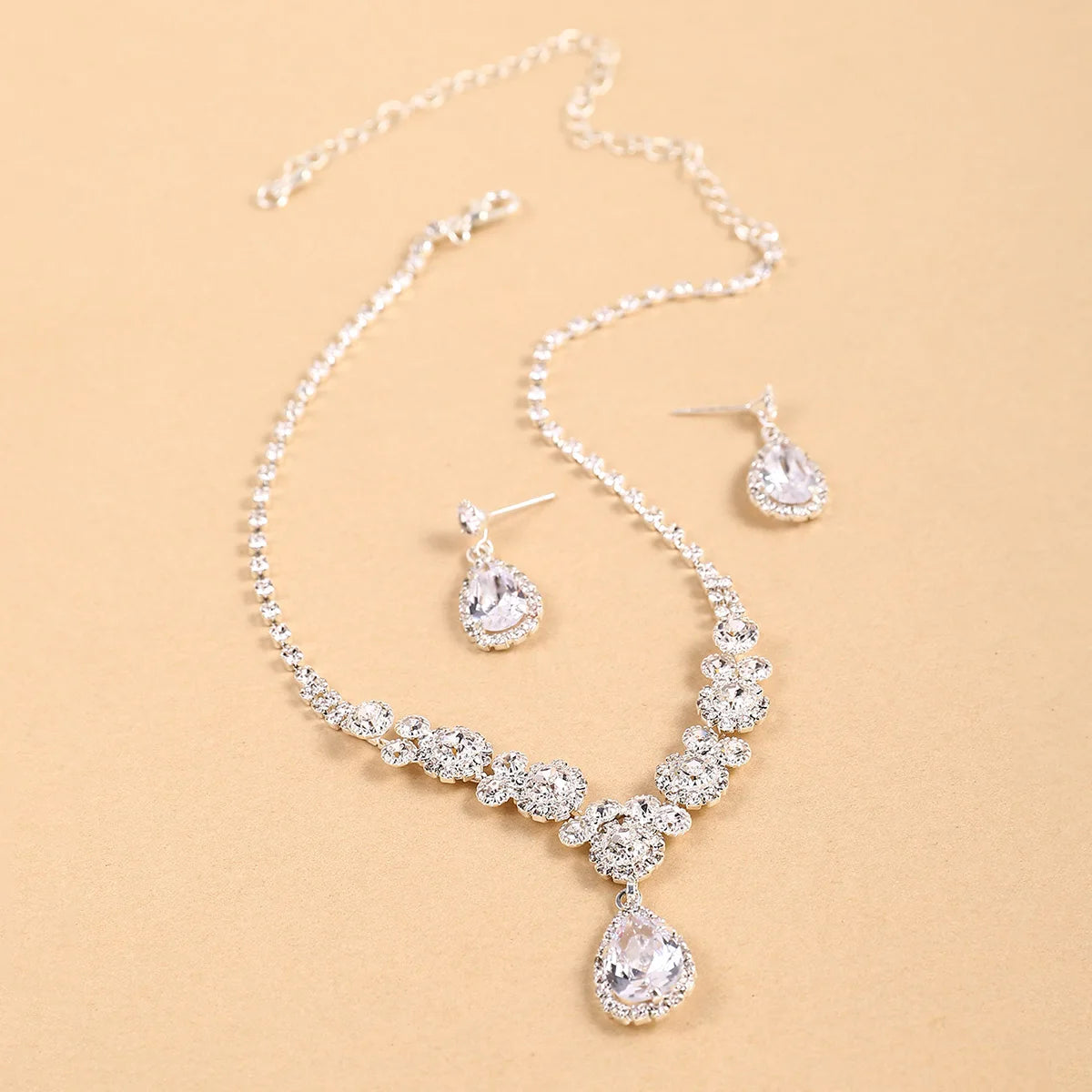 Premium Design Sense Necklace & Earrings Glamorous Statement Set for Women, Premium Design Sense Necklace & Earrings Glamorous Statement Set for Women, 2026 Light Luxury Feng Shui Drip Pendant Jewelry Set