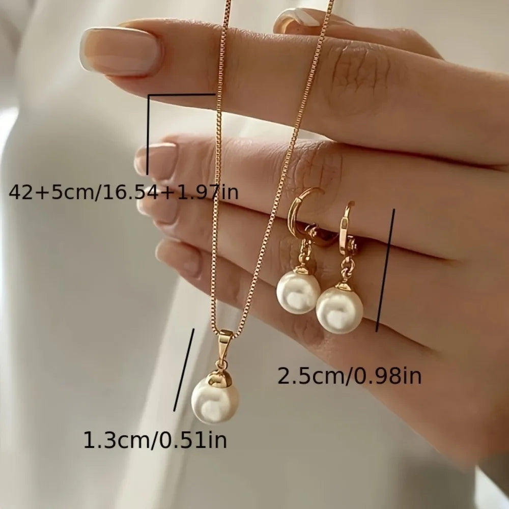 Pearl Pendant Necklace & Earrings Set for Trendy Women Stylish Vintage Pearl Necklace & Earrings Light, Trendy & Friend-Approved, Stylish Vintage Pearl Necklace & Earrings Light, Golden Pearl Pendant Set Chic, Timeless & Luxurious
