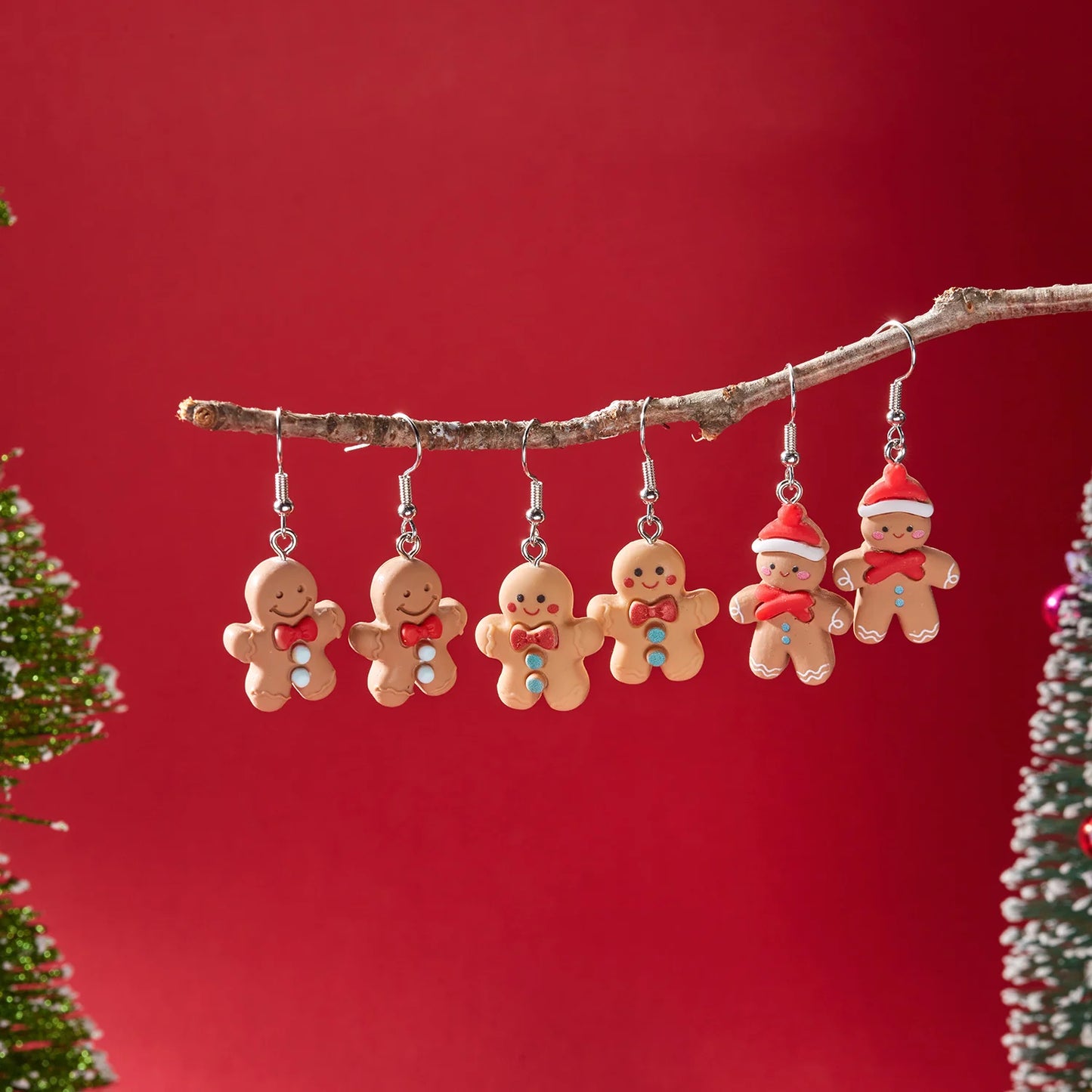 Quality 3 Pairs Cute Christmas Gingerbread Man Dangle Earrings for Women Xmas Cookies Resin Earring Earring Girls Party New Year Jewelry