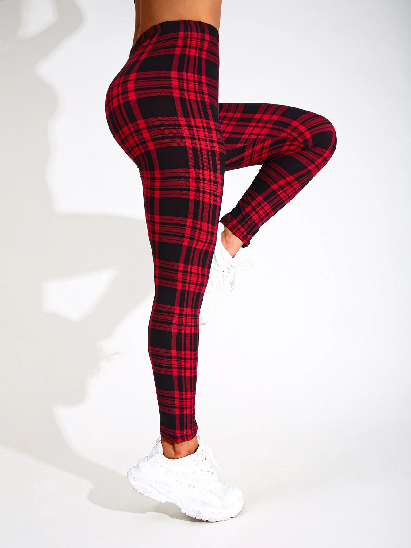 Casual Fashionable Brushed High Elasticity Sexy Tight Fitting Black And Red checkered Leggings Sports Slimming Yoga Pants