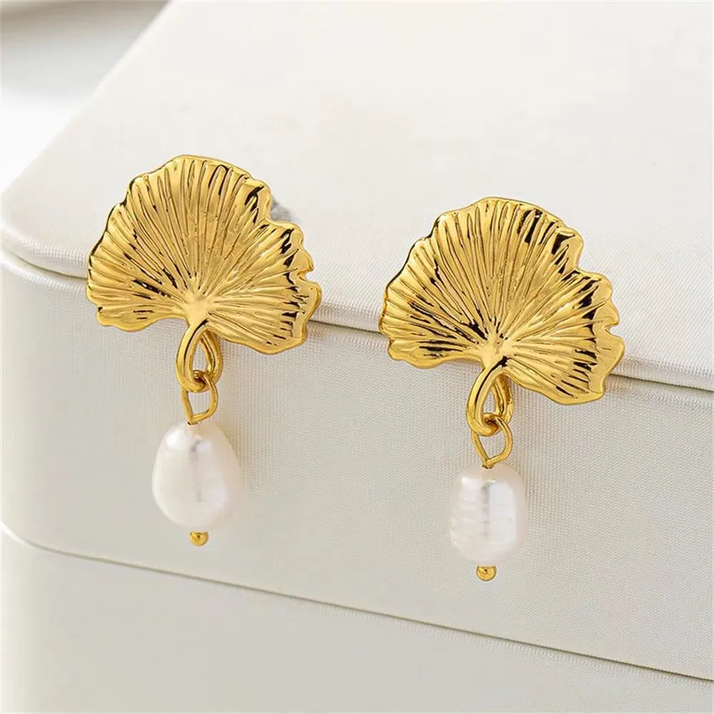 Luxe Gold CZ Earrings for Women Who Slay, Golden Seashell Elegance Premium CZ Starfish Earrings for Trendsetters,  Jewelry Alert! Premium Seashell Earrings Perfect for Summer Glam, Jewelry Alert! ,  Summer Glam