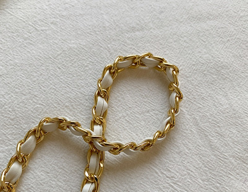 Small Chain Texture Shoulder Bag Elegant, Sleek & Party Ready, Premium Light Luxury Crossbody Bag Chic, Trendy